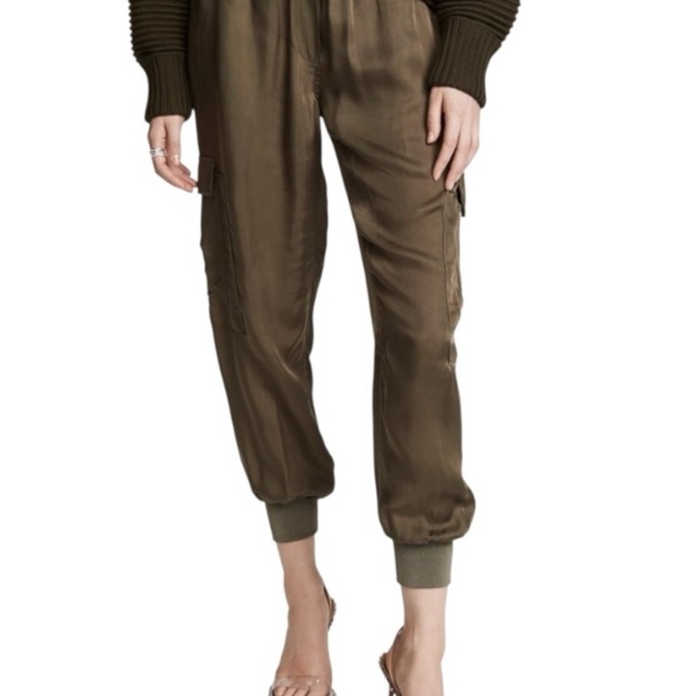 Cinq à Sept Olive Joggers